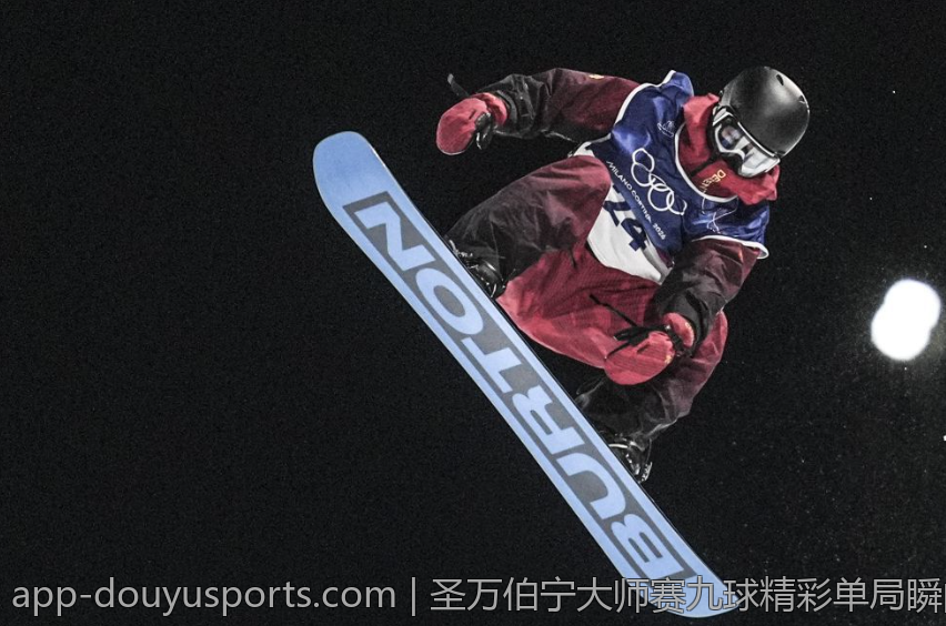 圣万伯宁大师赛九球精彩单局瞬间让人热血沸腾
